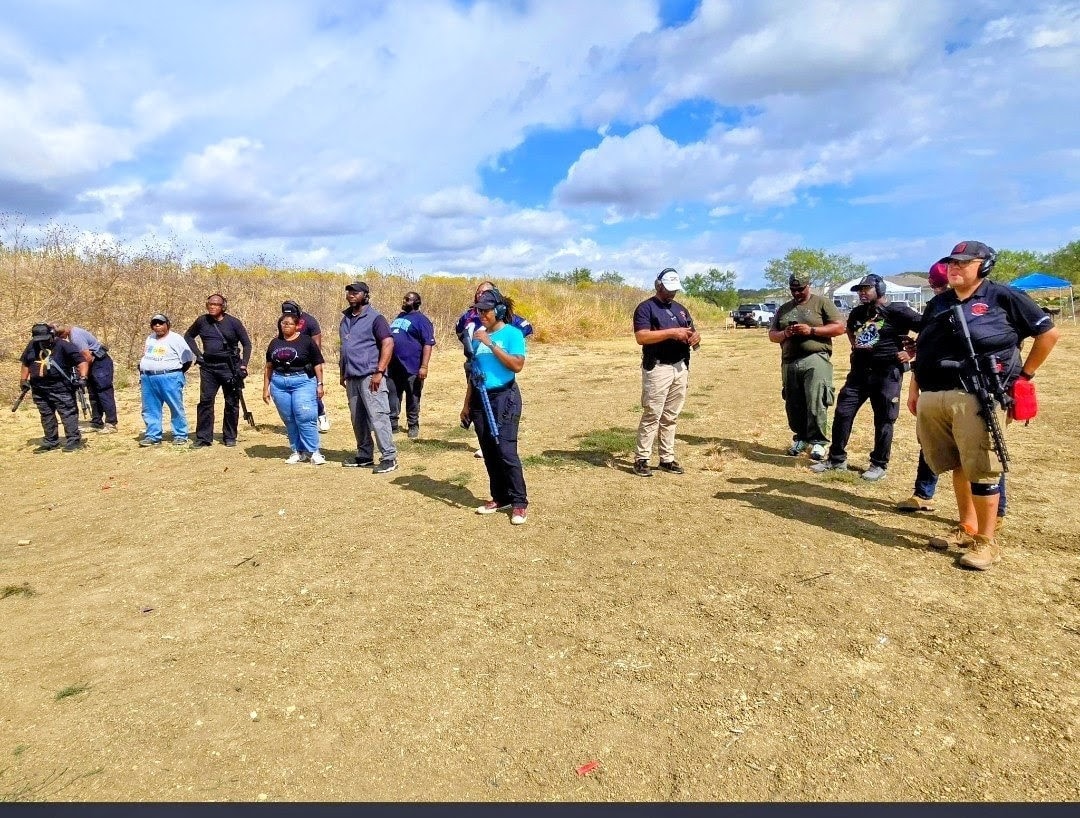 Participants completing a defensive combination training course with Gideon Training Solutions covering multiple defensive skill sets including handgun fundamentals, situational awareness, and protective response strategies. Defensive combo firearms class Dallas. Advanced defensive training Fort Worth. Combination firearms course Mansfield Texas. Firearms safety training DFW.